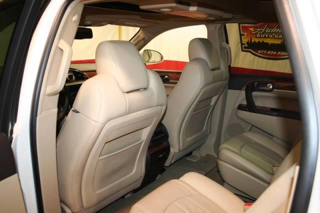 2010 Buick Enclave QUAD CAB 4X4 Diesel Stick
