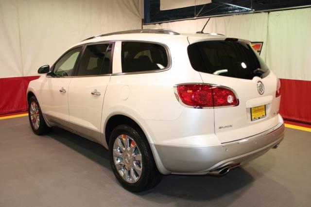 2010 Buick Enclave QUAD CAB 4X4 Diesel Stick