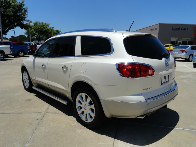 2010 Buick Enclave All The Whistlesbells