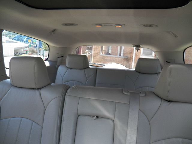 2010 Buick Enclave SV V6
