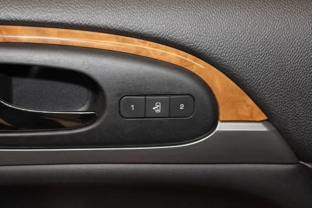 2010 Buick Enclave QUAD CAB 4X4 Diesel Stick