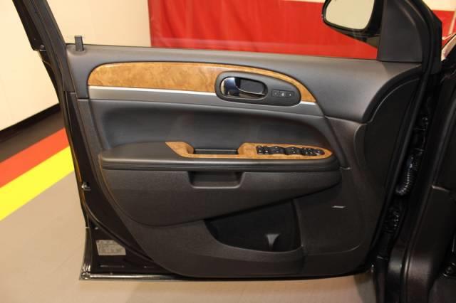2010 Buick Enclave QUAD CAB 4X4 Diesel Stick