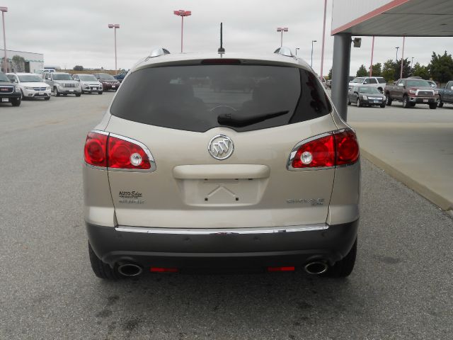 2011 Buick Enclave 4d Wagon SLT