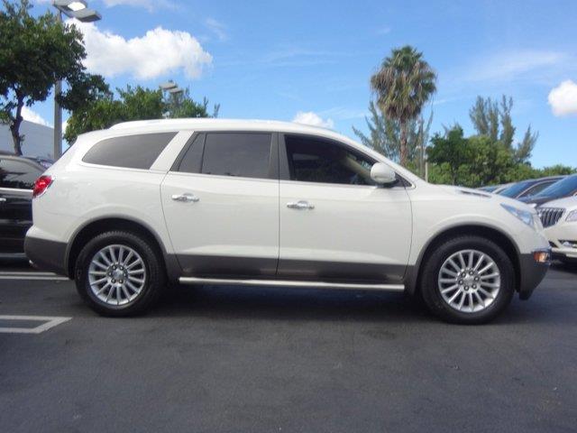 2011 Buick Enclave GS 460 Sedan 4D