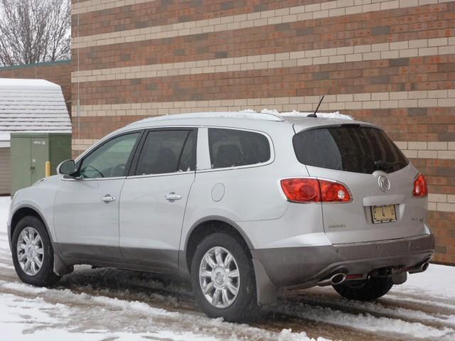 2011 Buick Enclave SLT 3RD ROW 4X4