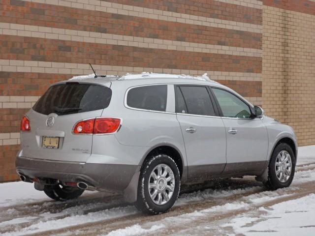 2011 Buick Enclave SLT 3RD ROW 4X4