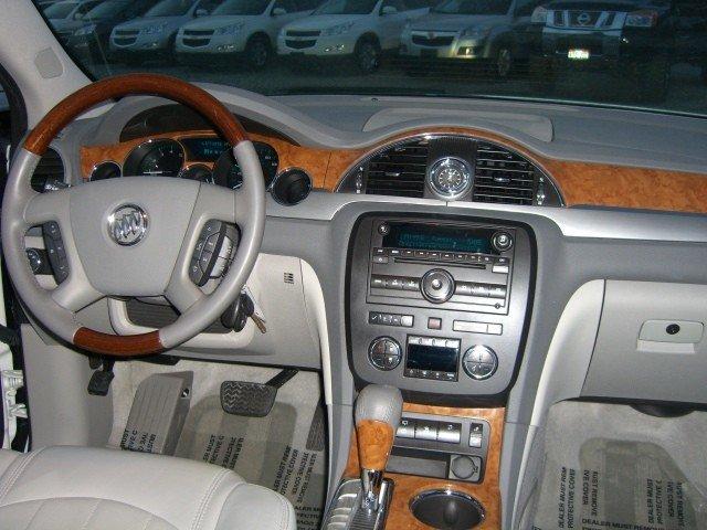 2011 Buick Enclave SLT 3RD ROW 4X4