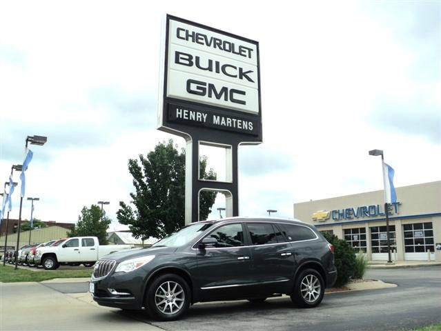 2013 Buick Enclave V6 - LOW Miles