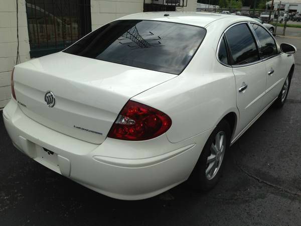 2005 Buick LaCrosse All The Whistlesbells