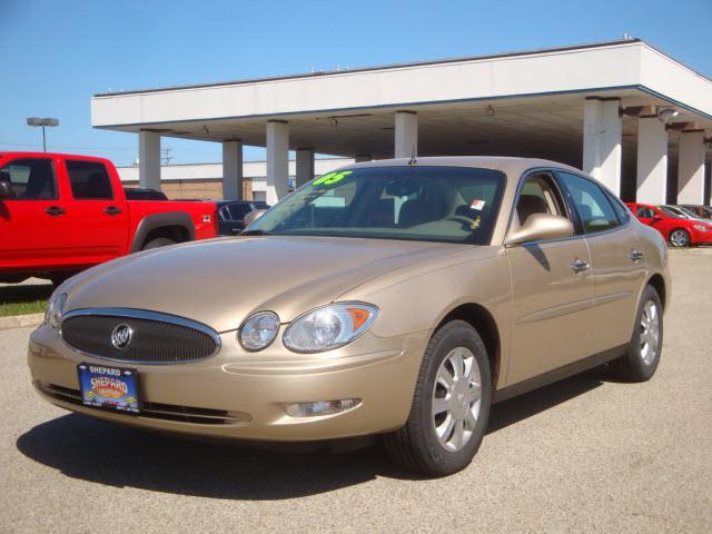 2005 Buick LaCrosse GS 460 Sedan 4D
