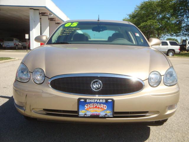 2005 Buick LaCrosse GS 460 Sedan 4D