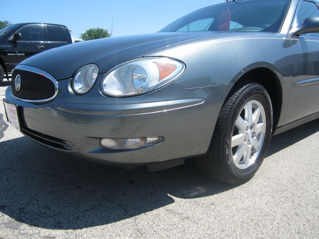 2005 Buick LaCrosse GS 460 Sedan 4D