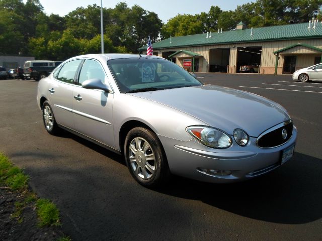 2005 Buick LaCrosse GS 460 Sedan 4D
