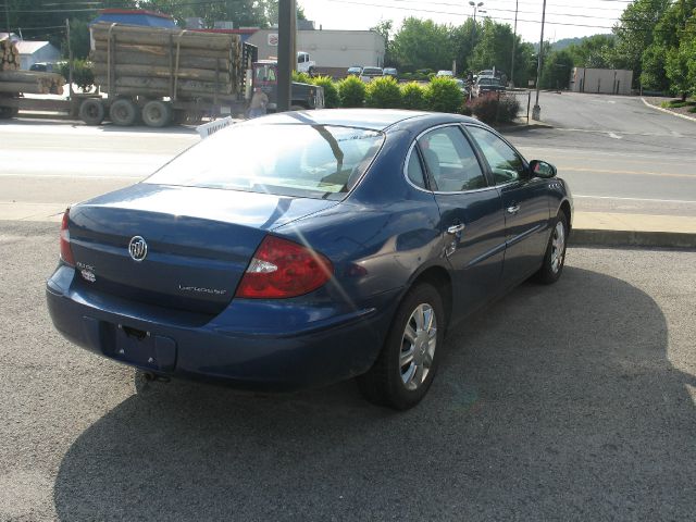 2005 Buick LaCrosse GS 460 Sedan 4D