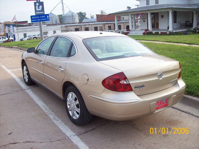 2005 Buick LaCrosse GS 460 Sedan 4D