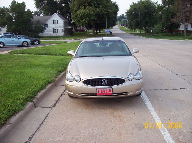 2005 Buick LaCrosse GS 460 Sedan 4D