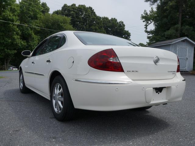 2005 Buick LaCrosse All The Whistlesbells