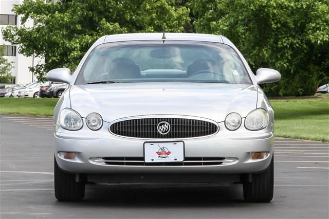 2005 Buick LaCrosse GS 460 Sedan 4D
