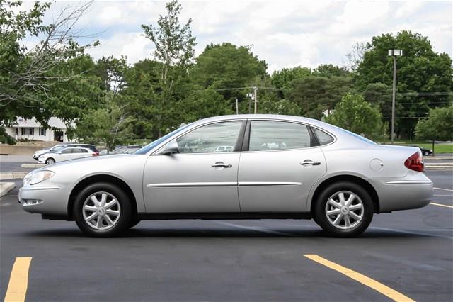 2005 Buick LaCrosse GS 460 Sedan 4D
