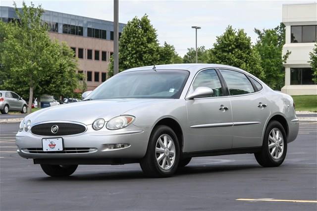 2005 Buick LaCrosse GS 460 Sedan 4D