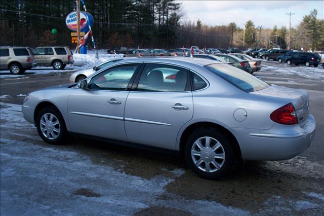 2005 Buick LaCrosse GS 460 Sedan 4D