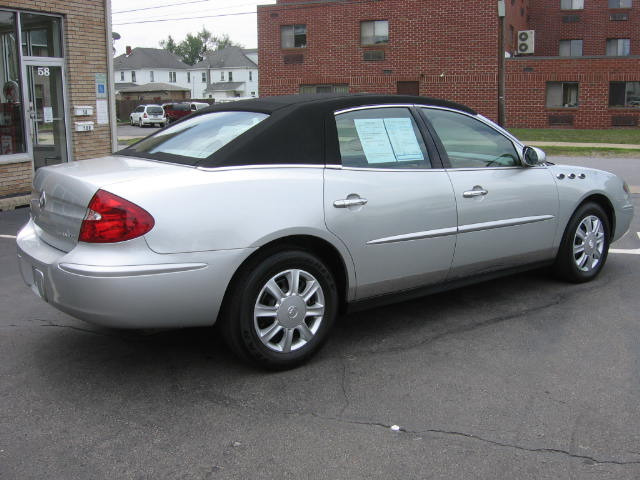 2005 Buick LaCrosse GS 460 Sedan 4D