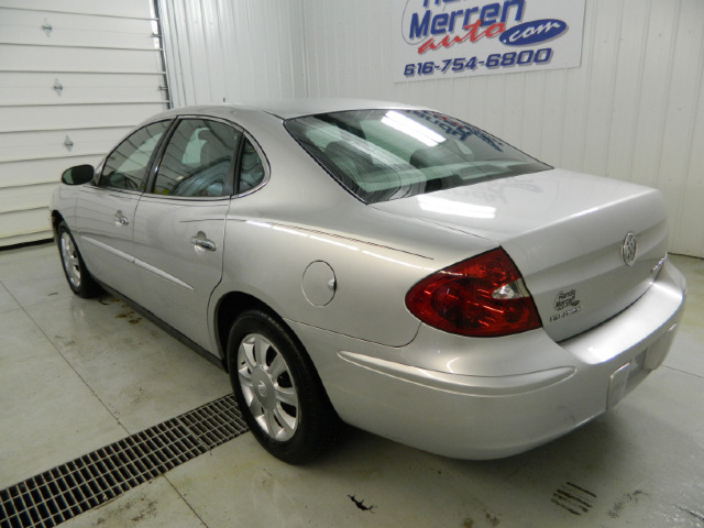 2005 Buick LaCrosse GS 460 Sedan 4D