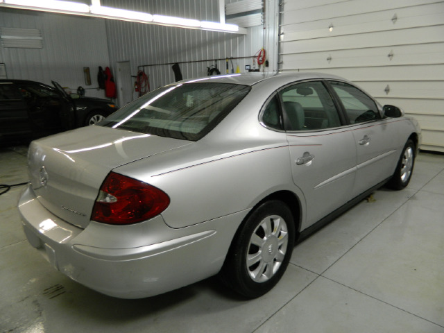 2005 Buick LaCrosse GS 460 Sedan 4D