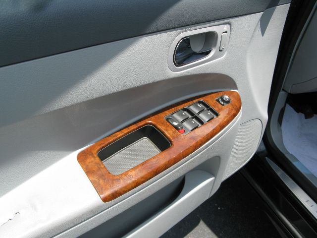 2006 Buick LaCrosse GL Sedan 4D