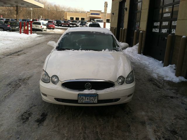2006 Buick LaCrosse GL Sedan 4D