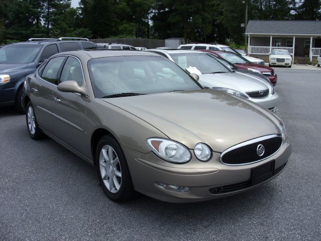 2006 Buick LaCrosse GL Sedan 4D