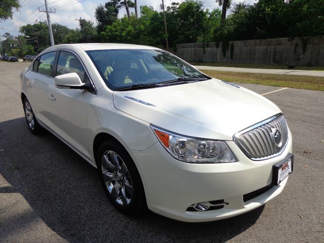 2010 Buick LaCrosse GL Sedan 4D