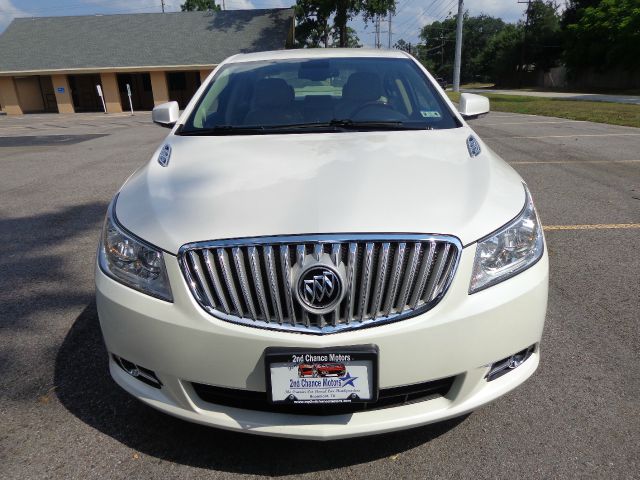 2010 Buick LaCrosse GL Sedan 4D