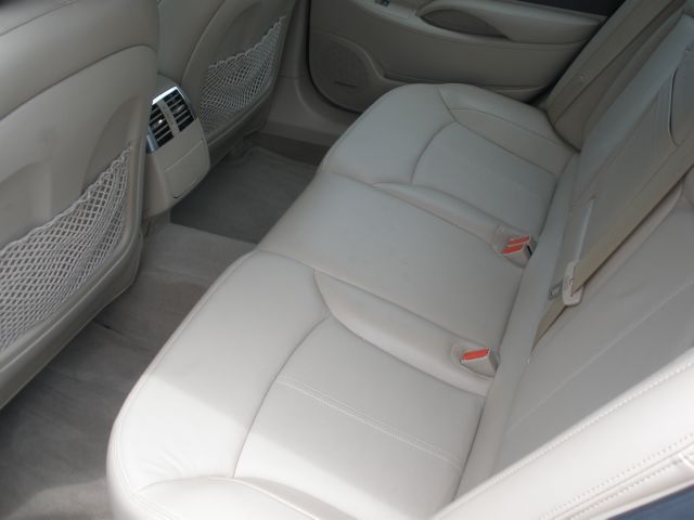 2010 Buick LaCrosse GL Sedan 4D