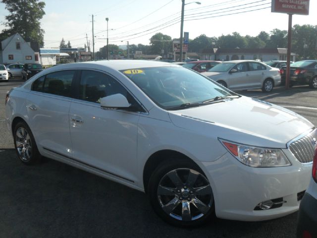 2010 Buick LaCrosse CREW CAB Ltz71