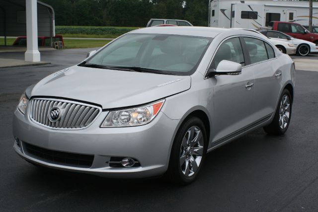 2010 Buick LaCrosse GL Sedan 4D