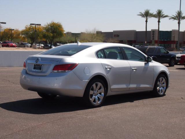 2010 Buick LaCrosse 2500 QUAD SLT