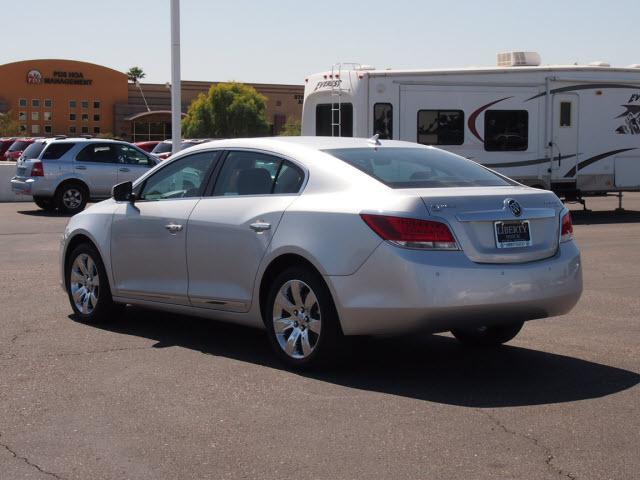 2010 Buick LaCrosse 2500 QUAD SLT