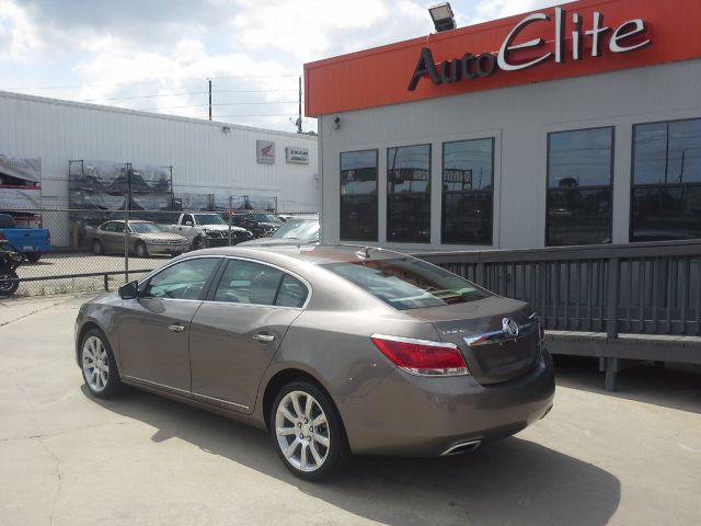 2011 Buick LaCrosse GL Sedan 4D