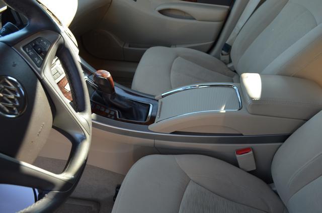 2012 Buick LaCrosse Turbo / Komfort