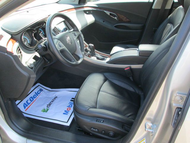 2013 Buick LaCrosse 2dr Cpe 328i RWD Spotrs
