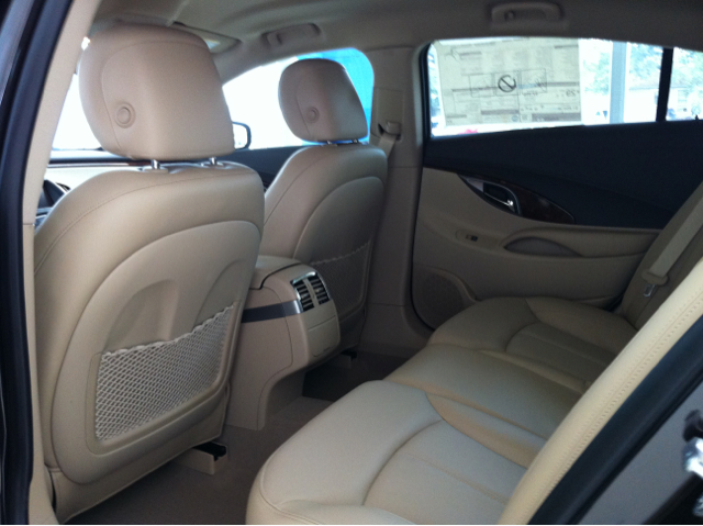 2013 Buick LaCrosse 2dr Cpe 328i RWD Spotrs