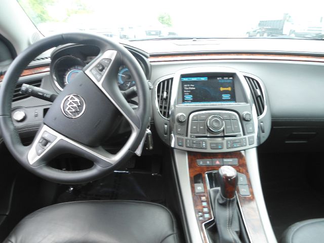 2013 Buick LaCrosse 2dr Cpe 328i RWD Spotrs