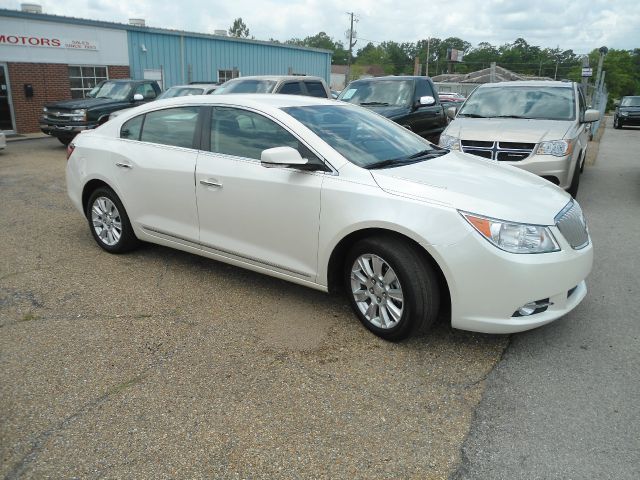 2013 Buick LaCrosse 2dr Cpe 328i RWD Spotrs