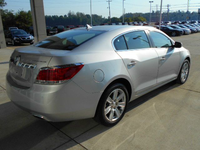 2013 Buick LaCrosse 2dr Cpe 328i RWD Spotrs