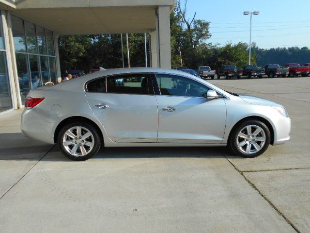 2013 Buick LaCrosse 2dr Cpe 328i RWD Spotrs