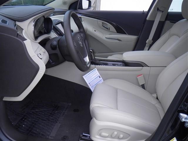 2014 Buick LaCrosse 1500 4x4 Sport
