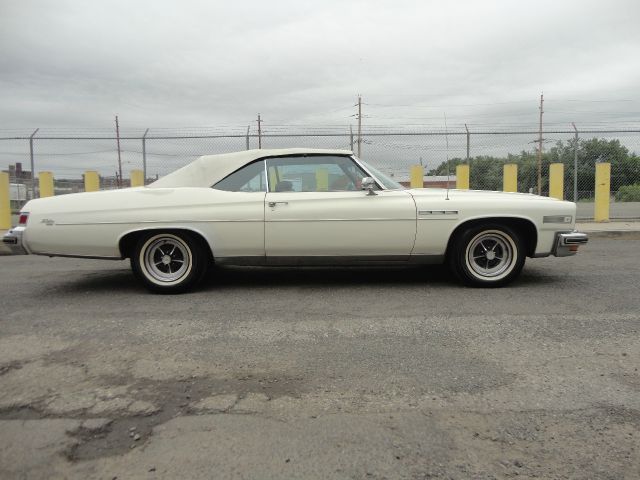 1975 Buick LeSabre 14 Box MPR