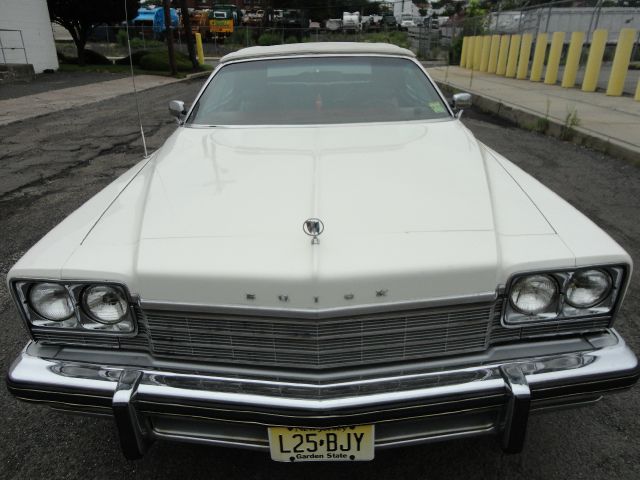 1975 Buick LeSabre 14 Box MPR