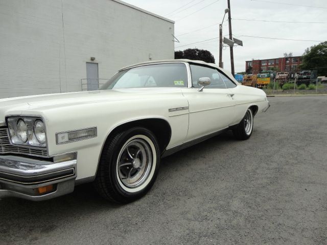 1975 Buick LeSabre 14 Box MPR